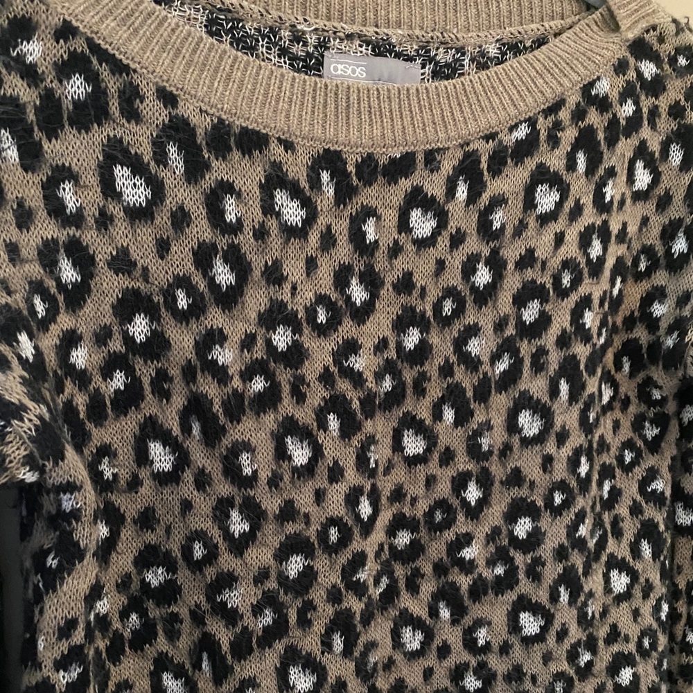 ASOS Leopard Sweater - Picture 2 of 5
